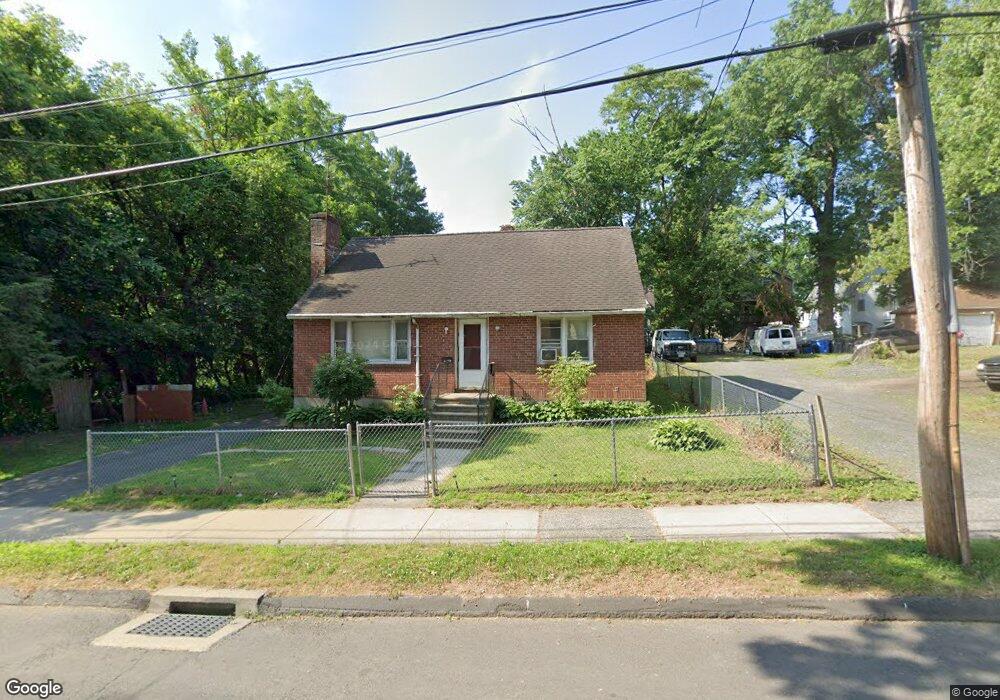 35 Rockville St, Hartford, CT 06112 - photo 1