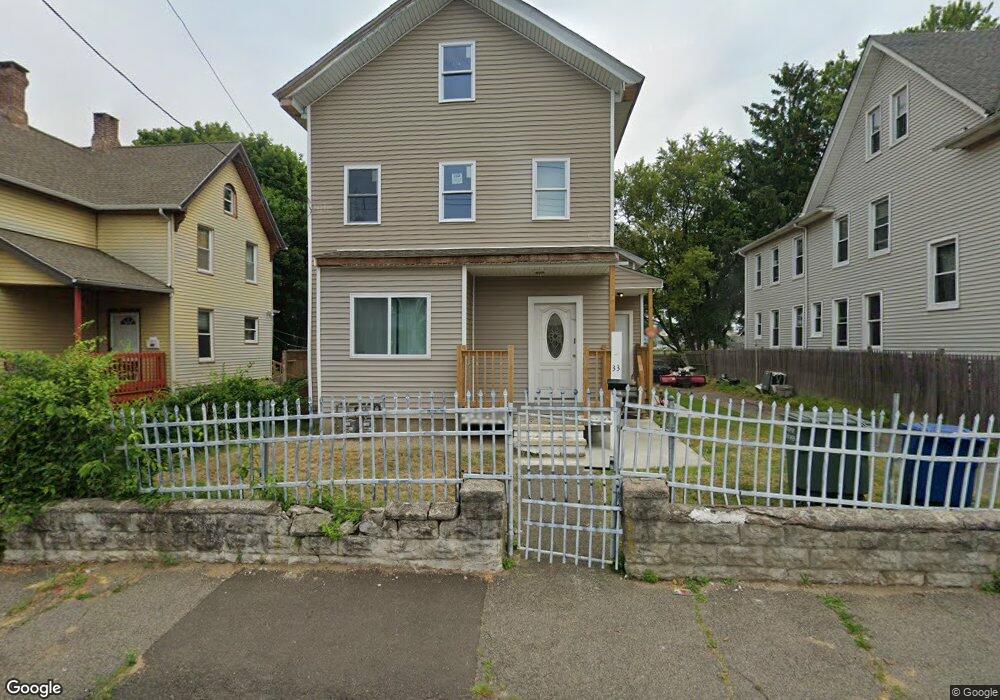 39 Adams St unit 2, Bridgeport, CT 06607 - photo 1