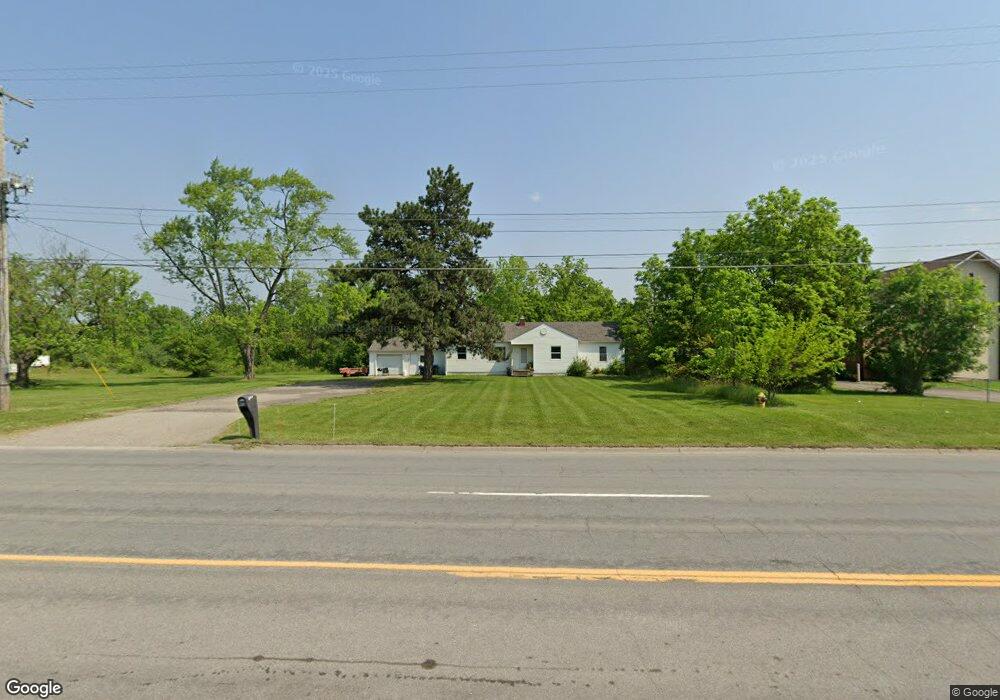 1138 W Hill Rd, Flint, MI 48507 - photo 1