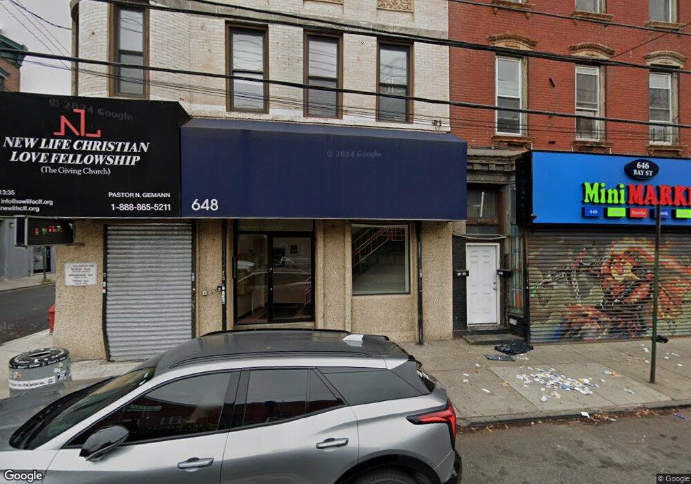 648 Bay St unit 3rd Fl, Staten Island, NY 10304 - photo 1