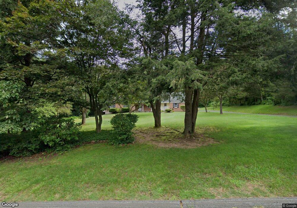 16 Oakhurst Rd, Simsbury, CT 06070 - photo 1