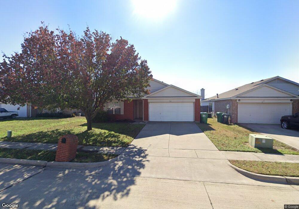 929 Springcreek Dr, Denton, TX 76210 - photo 1