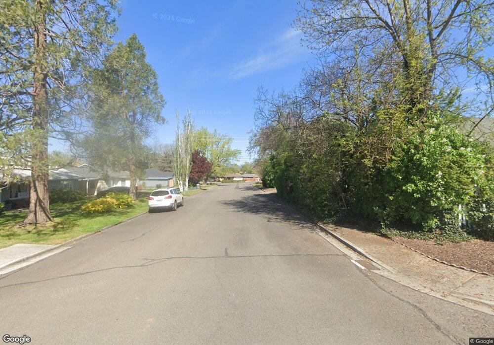 408 N 5th St, Central Point, OR 97502 - photo 1