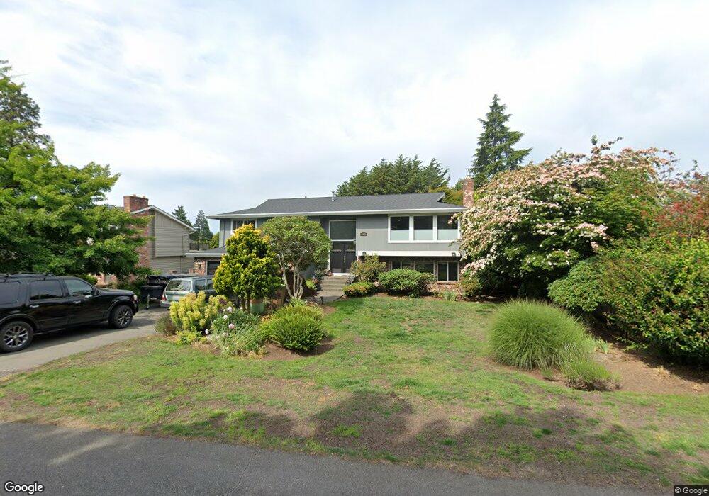 1035 8th Ave N, Edmonds, WA 98020 - photo 1
