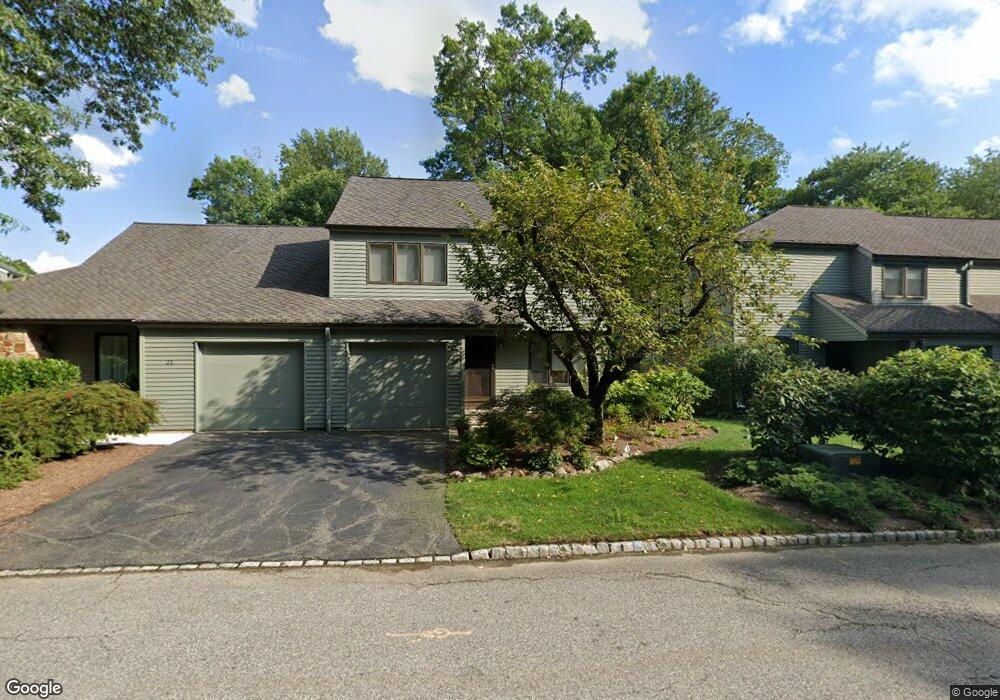 19 Stonegate Dr, Roseland, NJ 07068 - photo 1