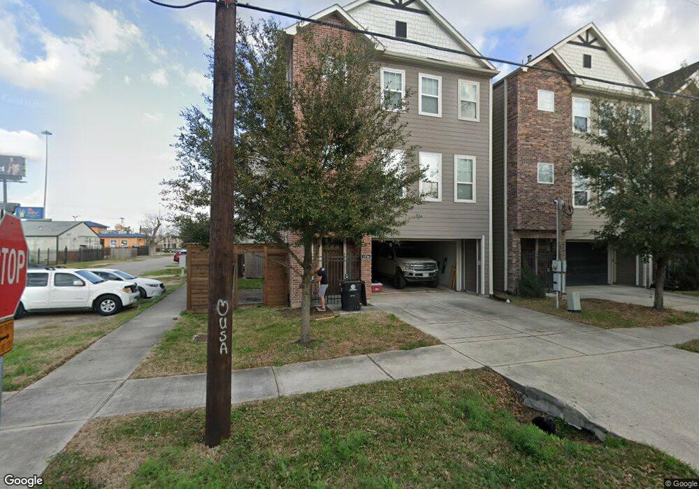 2730 Rutland St, Houston, TX 77008 - photo 1