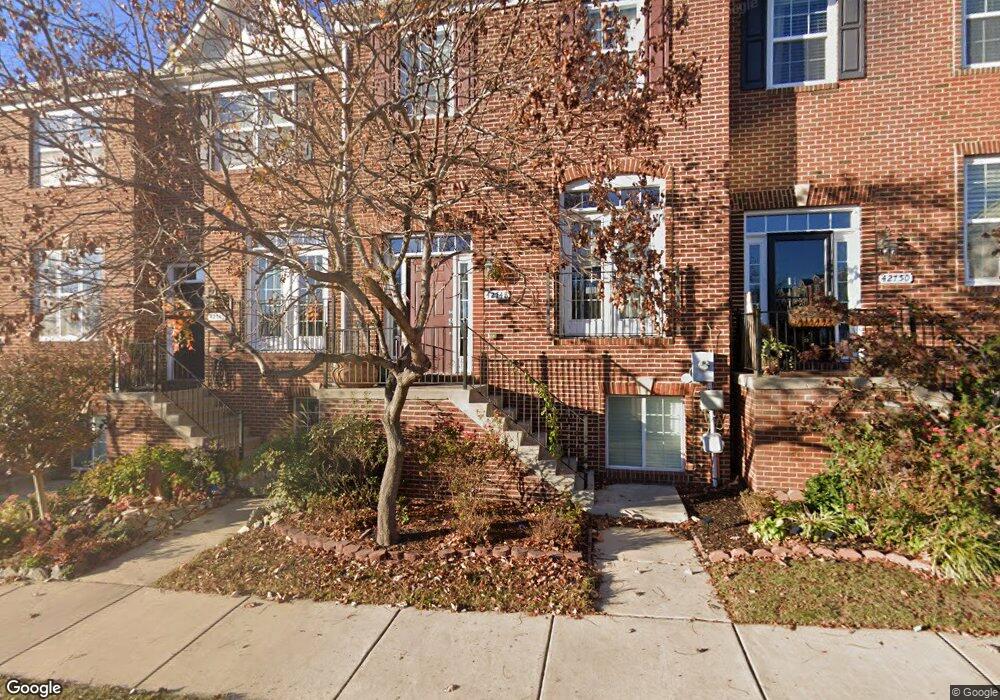 42746 Tunstall Terrace, Ashburn, VA 20147 - photo 1