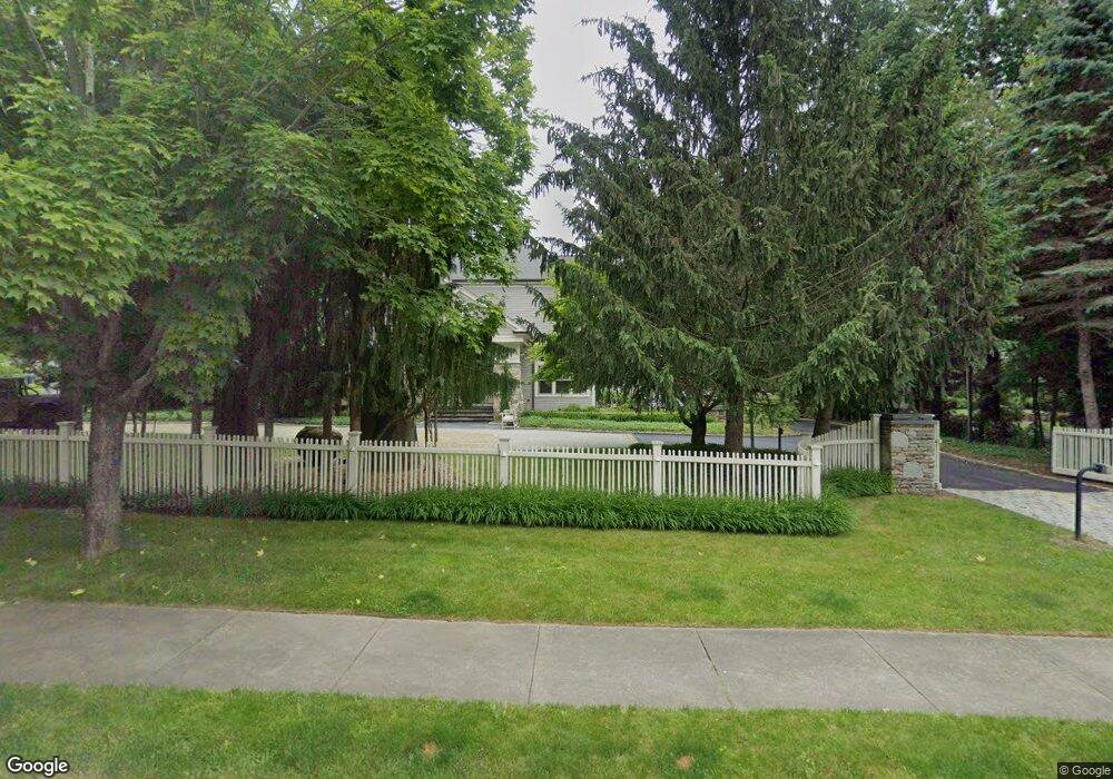 9 Stonegate Ln, Westwood, MA 02090 - photo 1