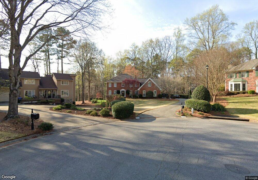 10400 Amberside Ct unit 8, Roswell, GA 30076 - photo 1