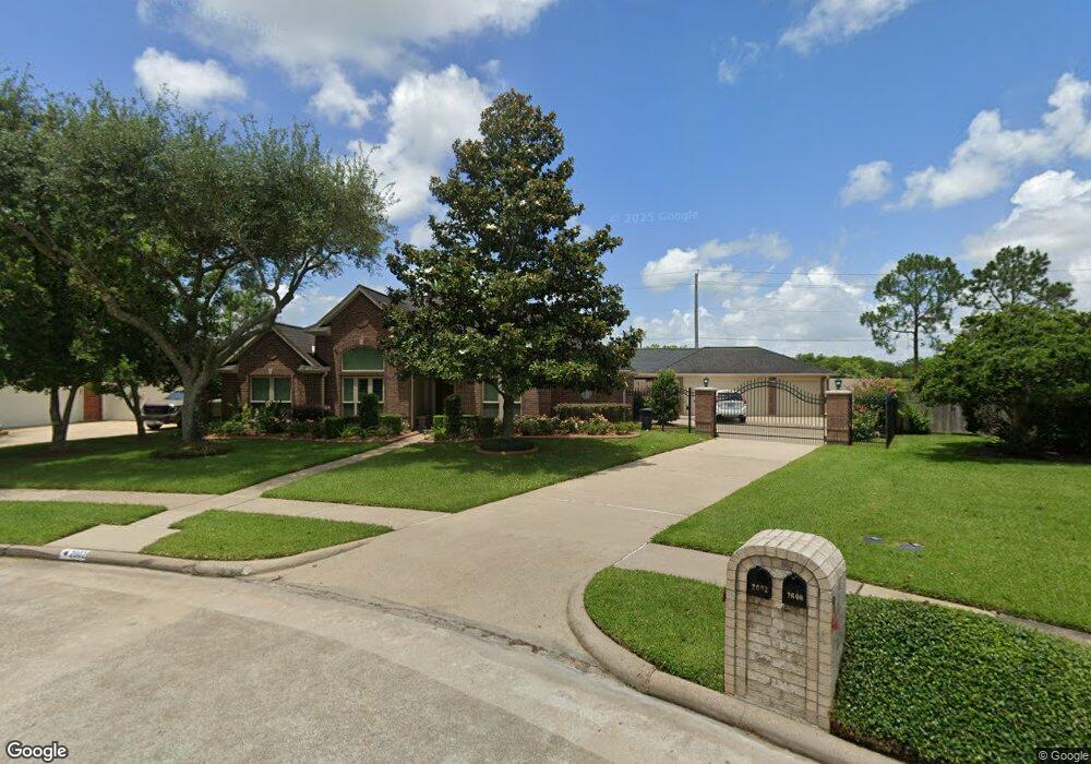 2602 Tampa St, Friendswood, TX 77546 - photo 1