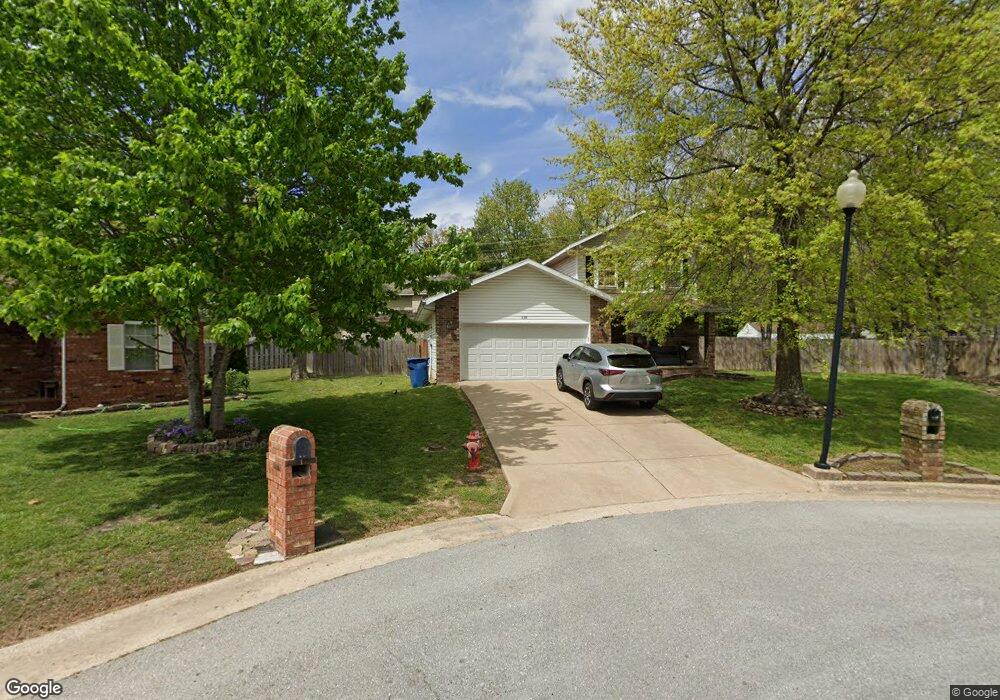 653 S Bridgewood Cir, Nixa, MO 65714 - photo 1