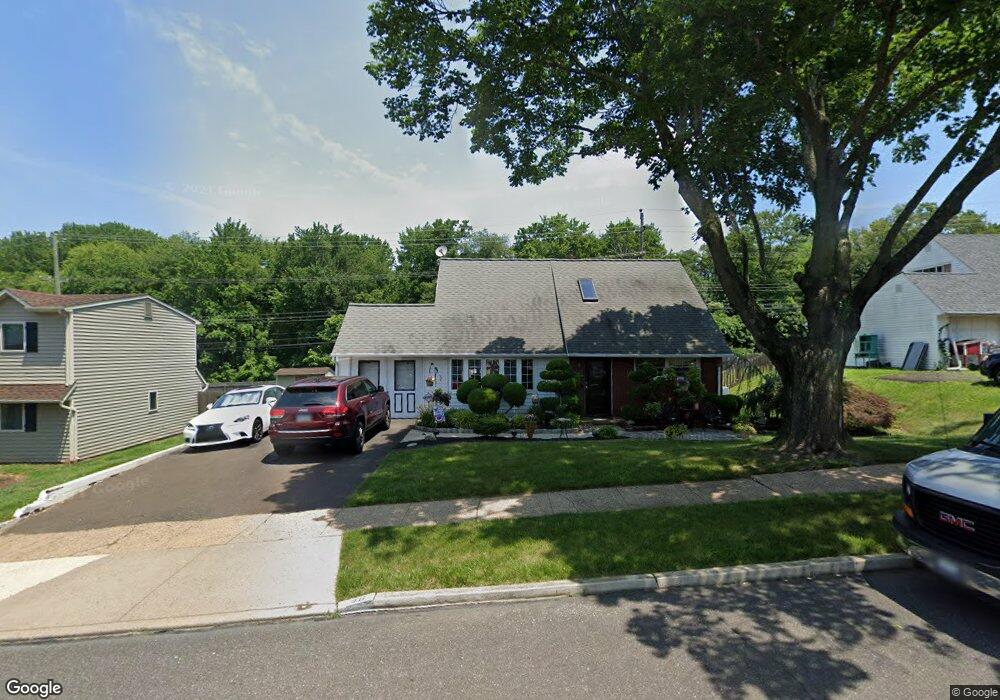 46 Quickset Rd, Levittown, PA 19057 - photo 1