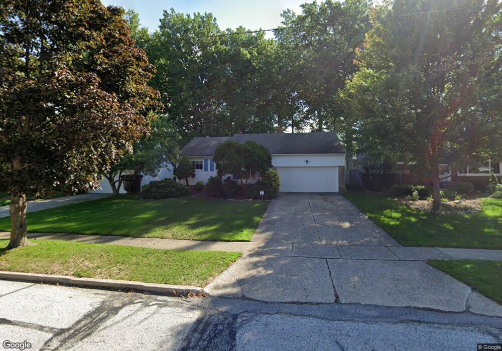 1869 Kapel Dr, Euclid, OH 44117 - photo 1