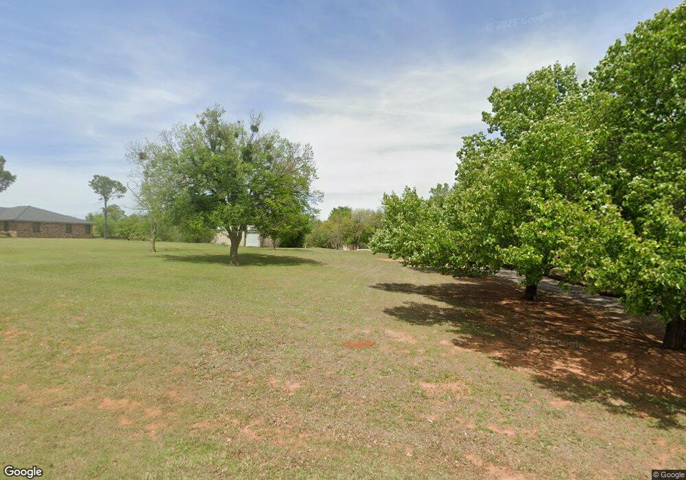 2334 Walnut Dr, Tuttle, OK 73089 - photo 1