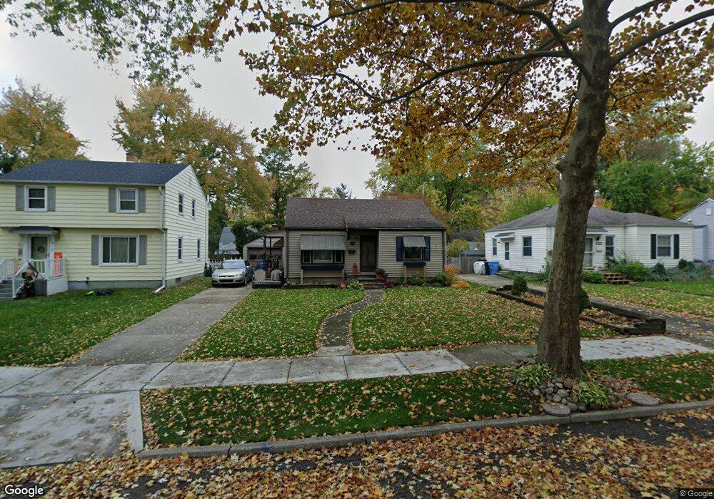 605 N Dexter Dr, Lansing, MI 48910 - photo 1