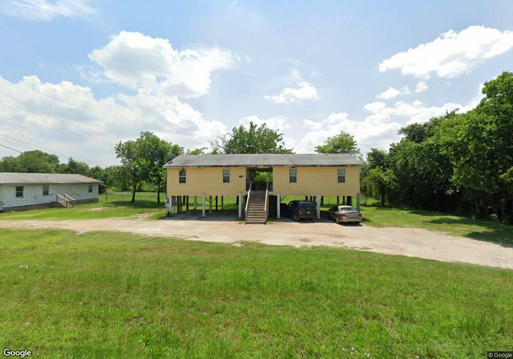 1507 S Oak Grove Rd, Ennis, TX 75119 - photo 1