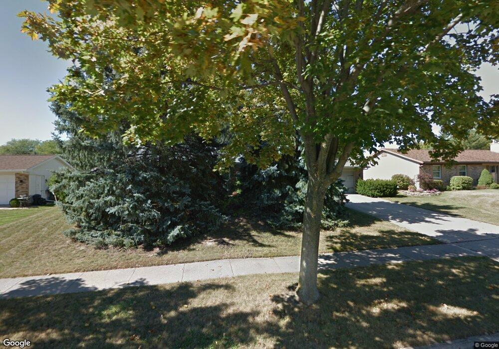 244 Harlan Dr, Frankenmuth, MI 48734 - photo 1