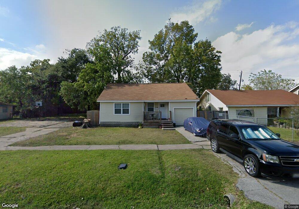 7230 St Augustine, Houston, TX 77021 - photo 1