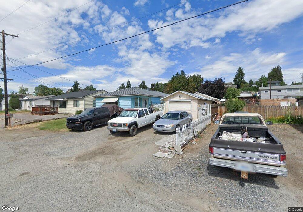 939 N Alvin Ct, East Wenatchee, WA 98802 - photo 1