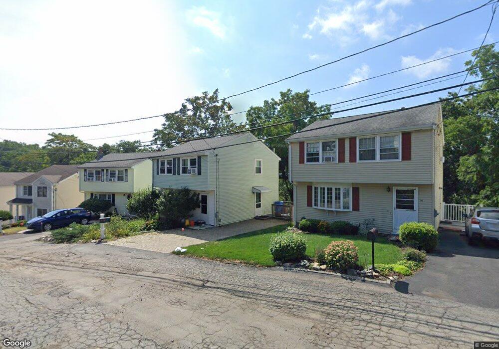 32 Blossom St, Waltham, MA 02451 - photo 1