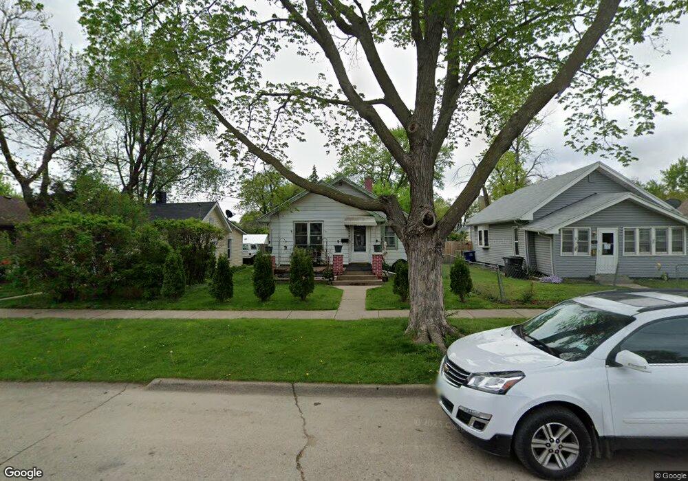2039 Maple St, Des Moines, IA 50317 - photo 1
