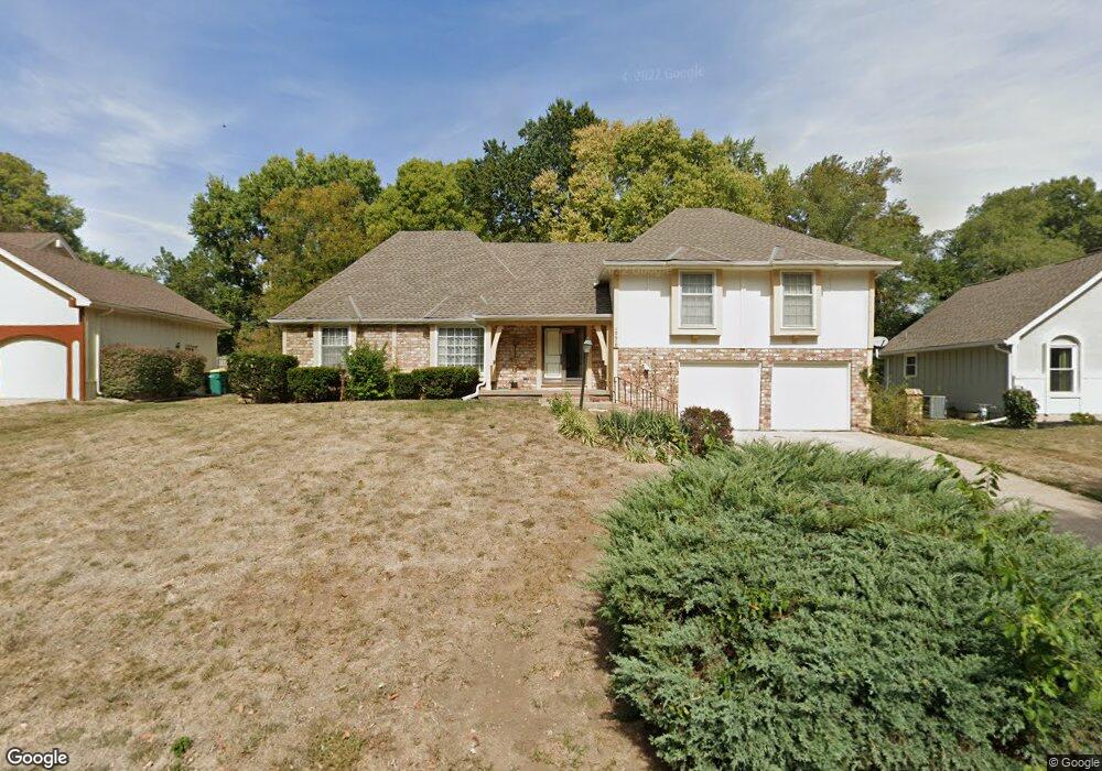 10610 W 70th Terrace, Shawnee, KS 66203 - photo 1