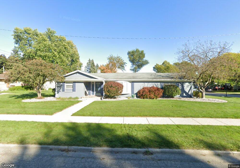 1204 Shaffer Ct, Lansing, MI 48917 - photo 1