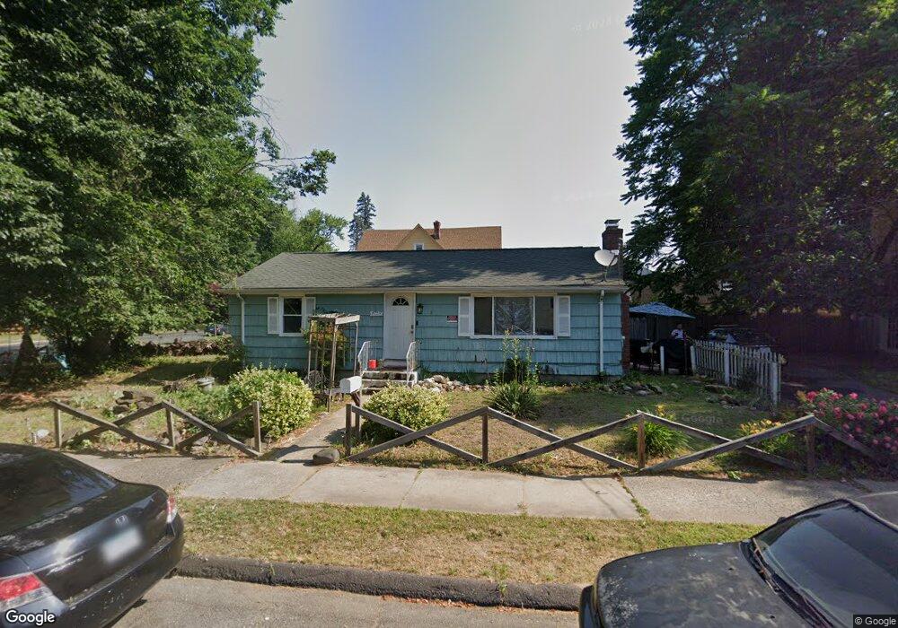 8 Rockville St, Hartford, CT 06112 - photo 1