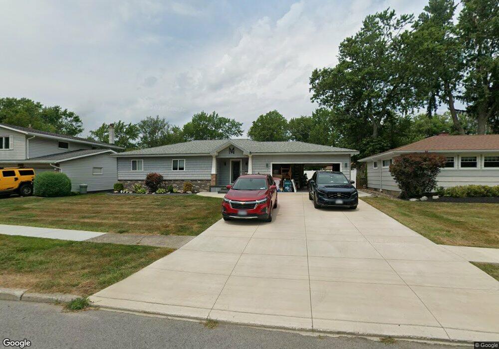 788 Meadowbrook Dr, North Tonawanda, NY 14120 - photo 1