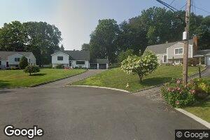 3 Lisa Ln, Valhalla, NY 10595