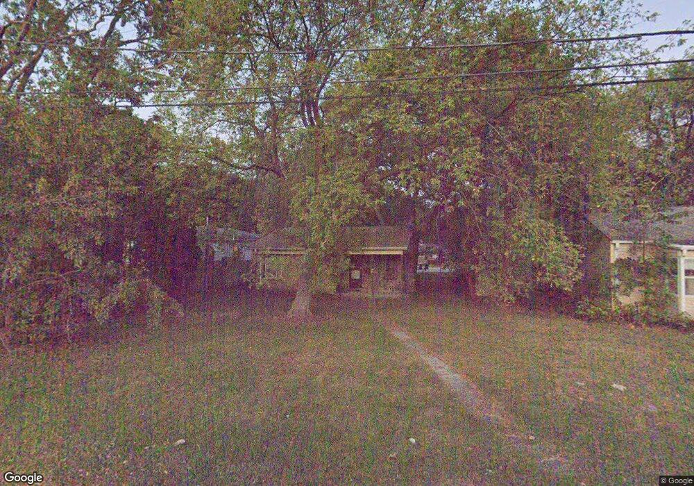 1323 Terrace Ave, Waukegan, IL 60085 - photo 1