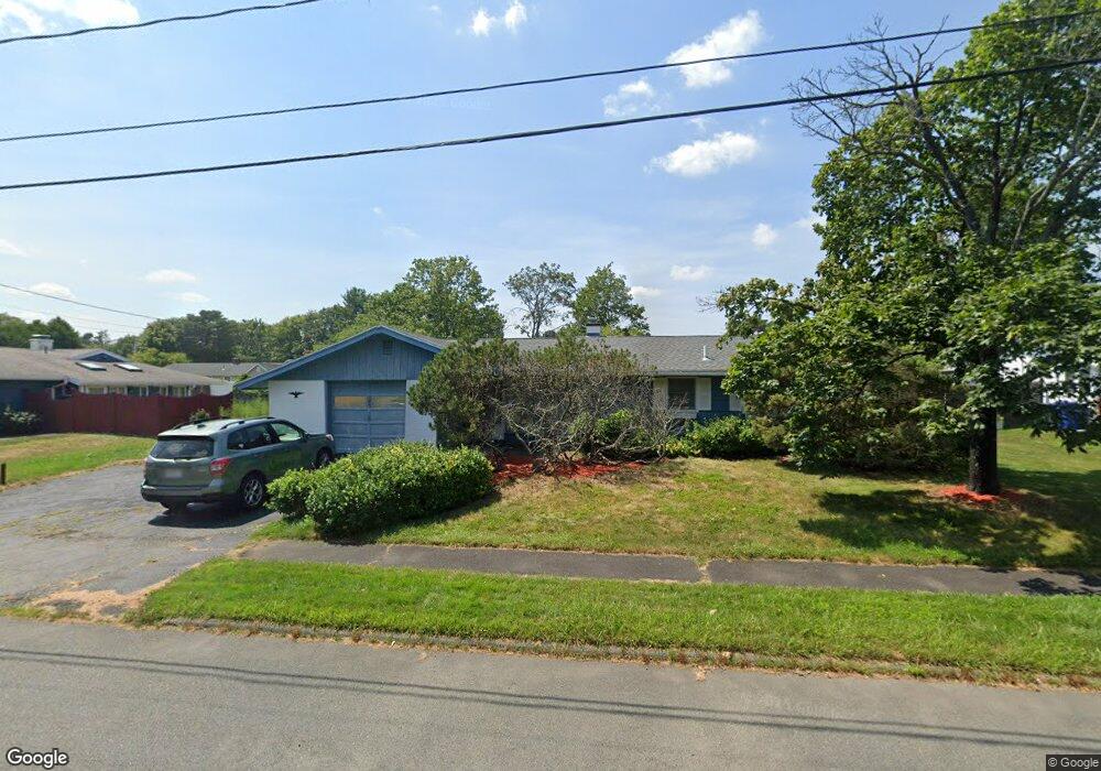 8 Sycamore St, Danvers, MA 01923 - photo 1