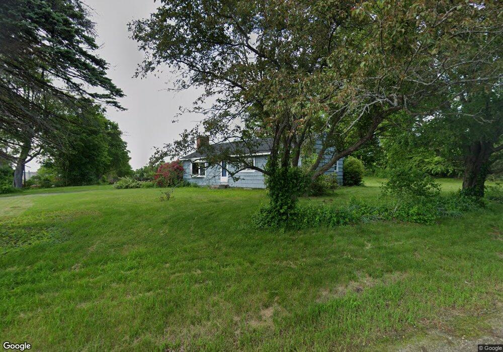 124 Hampstead Rd, Derry, NH 03038 - photo 1