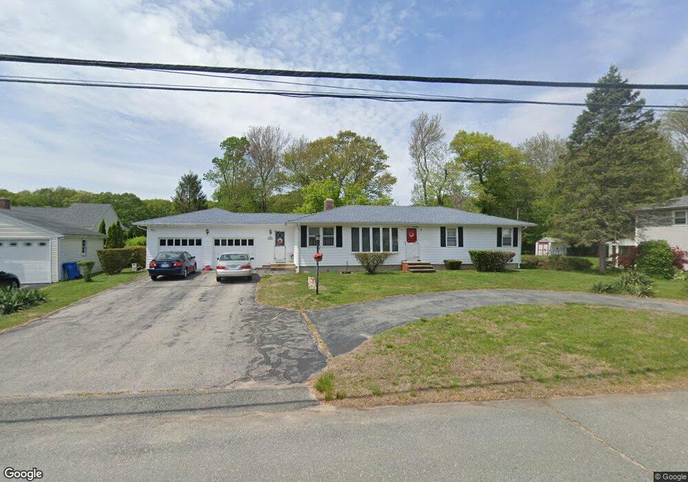 95 Blue Gentian Rd, Cranston, RI 02921 - photo 1