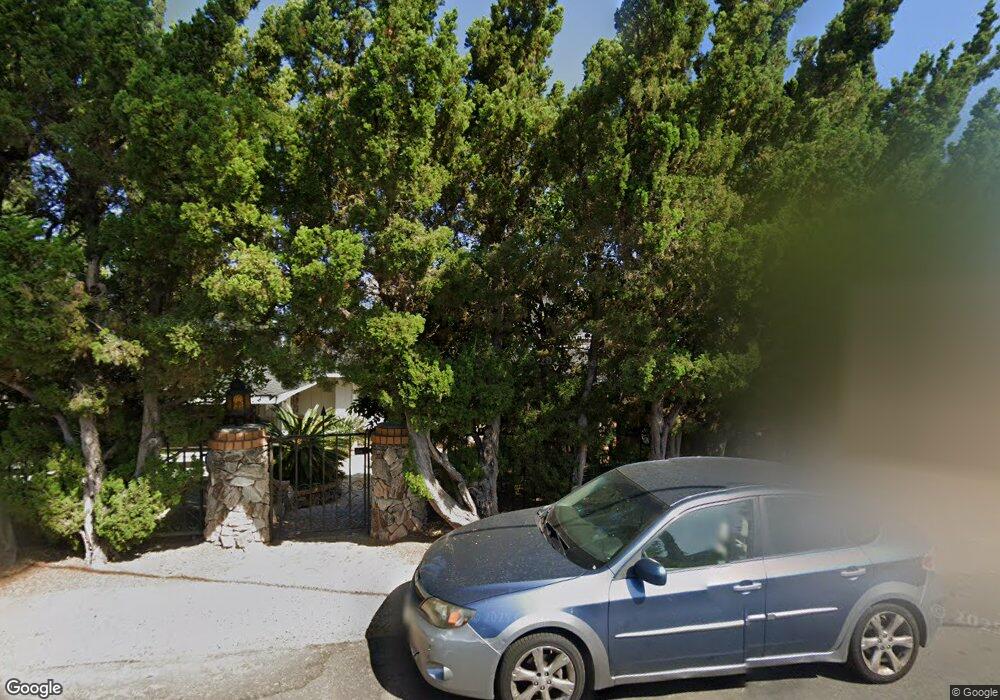 22631 Macfarlane Dr, Woodland Hills, CA 91364 - photo 1