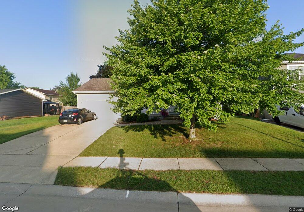 5020 N Sturdevant St, Davenport, IA 52806 - photo 1