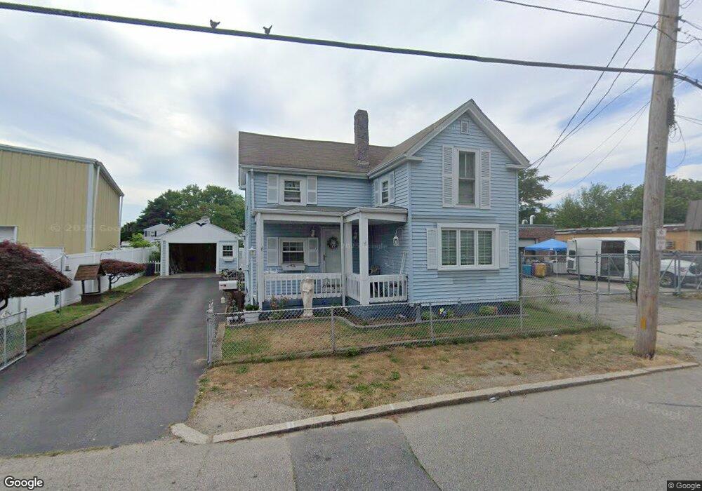 498 York Ave, Pawtucket, RI 02861 - photo 1