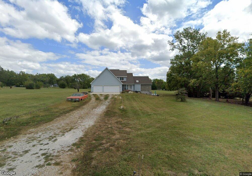 1305 N Jeter Rd, Raymore, MO 64083 - photo 1