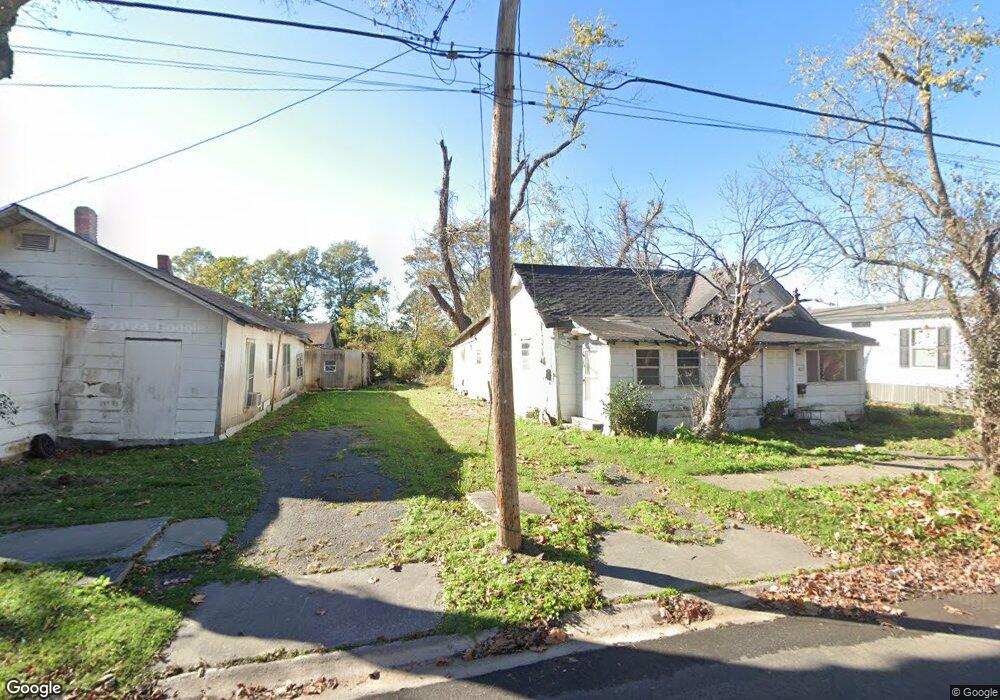 611 N Spring St, Stuttgart, AR 72160 - photo 1