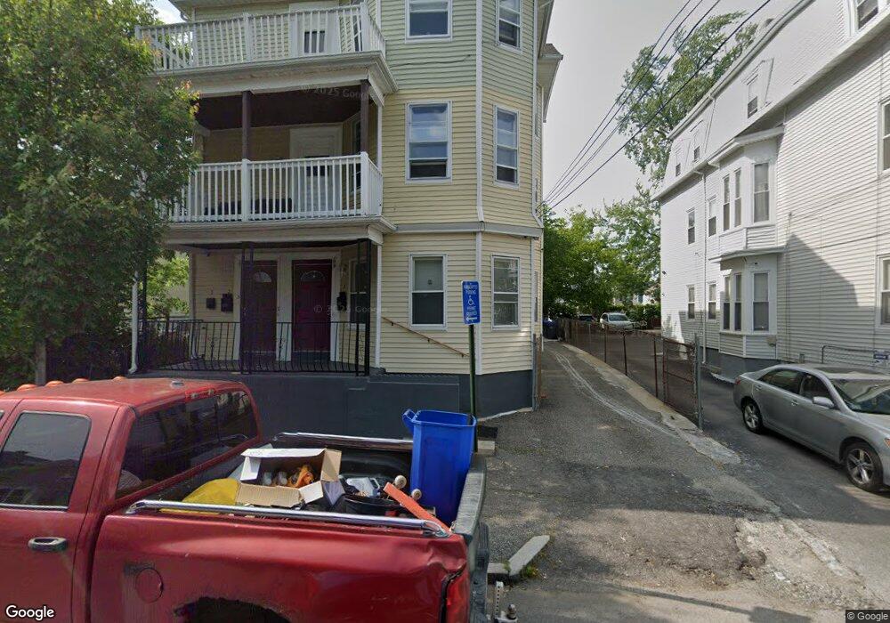 109 Laura St unit 111, Providence, RI 02907 - photo 1