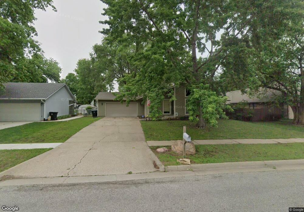 3530 SW 35th Terrace, Topeka, KS 66614 - photo 1
