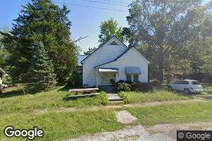 706 S Mulkey St, Christopher, IL 62822