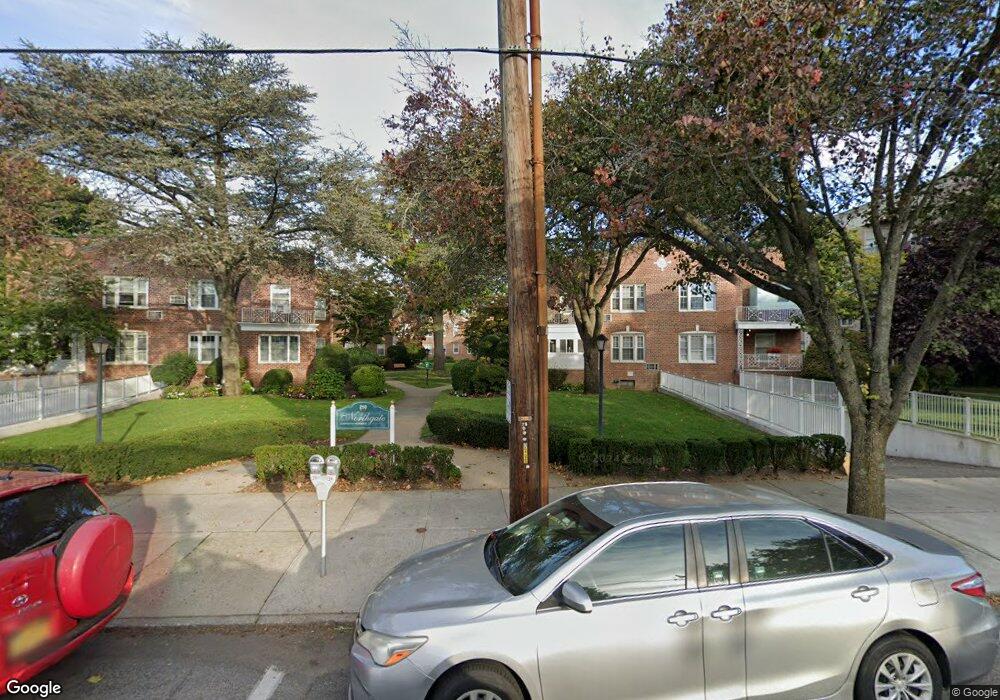 250 Central Ave unit E219, Lawrence, NY 11559 - photo 1