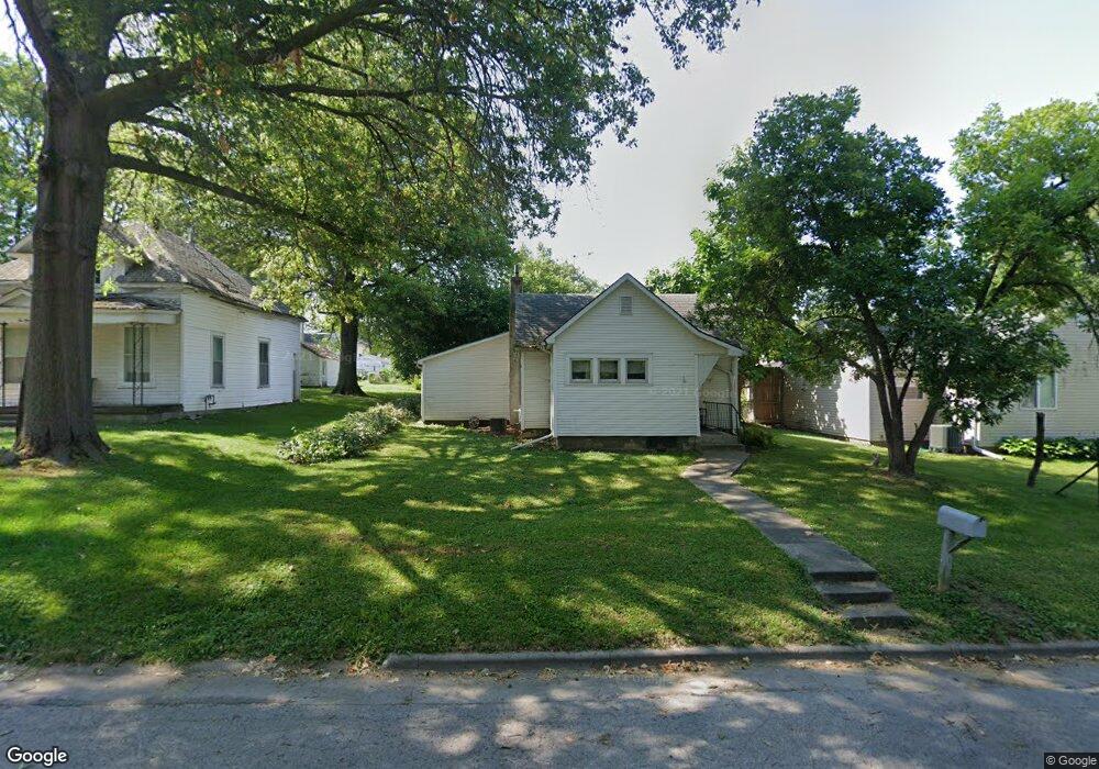 202 E Lowell Ave, Shenandoah, IA 51601 - photo 1