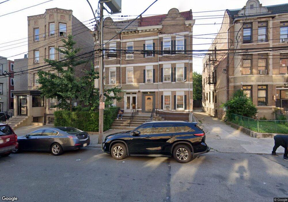 276 Hawthorne Ave, Yonkers, NY 10705 - photo 1