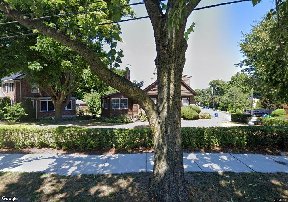 543 Crafts St, West Newton, MA 02465 - photo 1