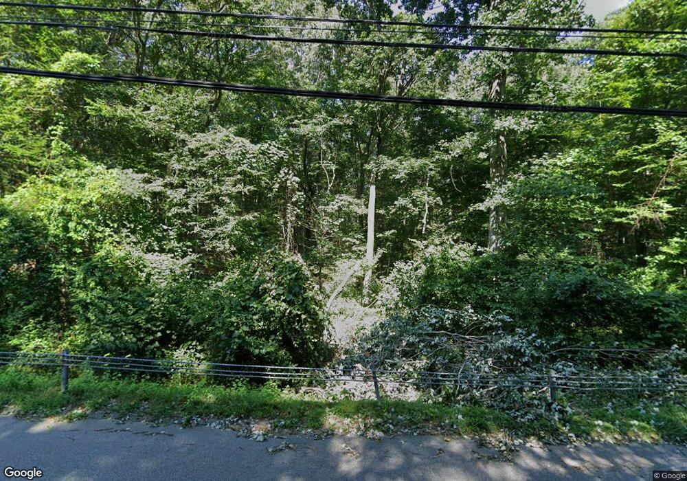 43 Saunders Hollow, Old Lyme, CT 06371 - photo 1