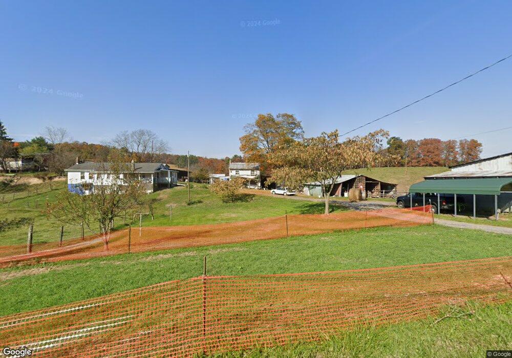 12846 Long Hollow Rd, Hancock, MD 21750 - photo 1