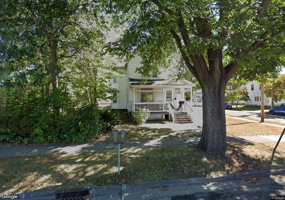 820 6th St E, Menomonie, WI 54751 - photo 1