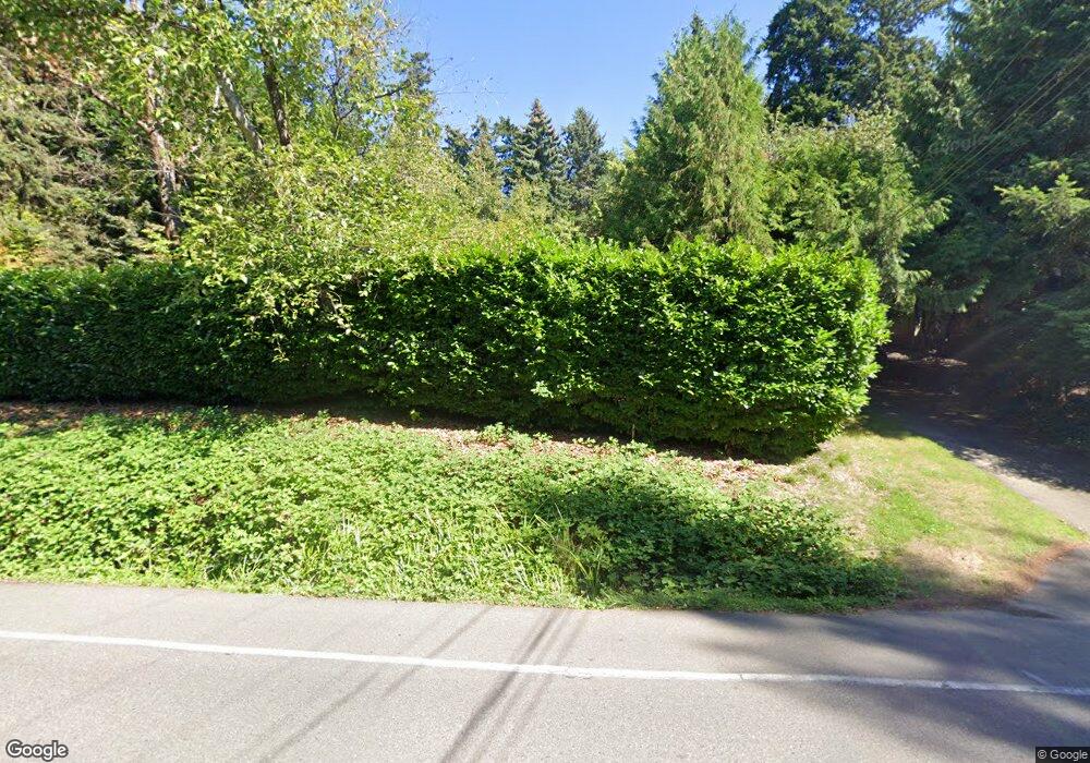 5476 W Mercer Way, Mercer Island, WA 98040 - photo 1